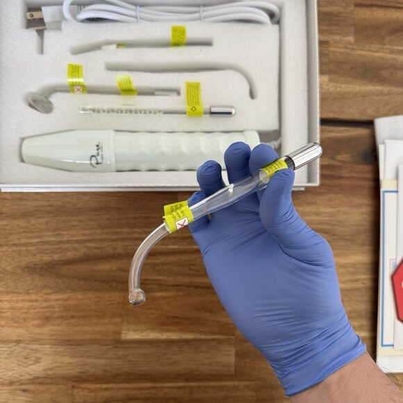 NuDerma Portable Handheld Skin Therapy Wand Machine w/Neon Skincare NIB - Picture 12 of 16